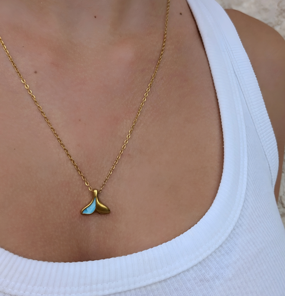 04 שרשרת סנפיר כחול