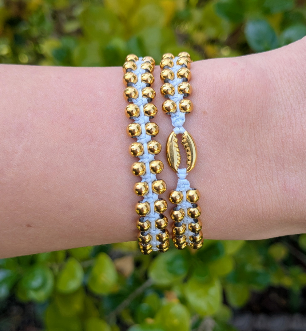 07 סט צמידים מקרמה זהב