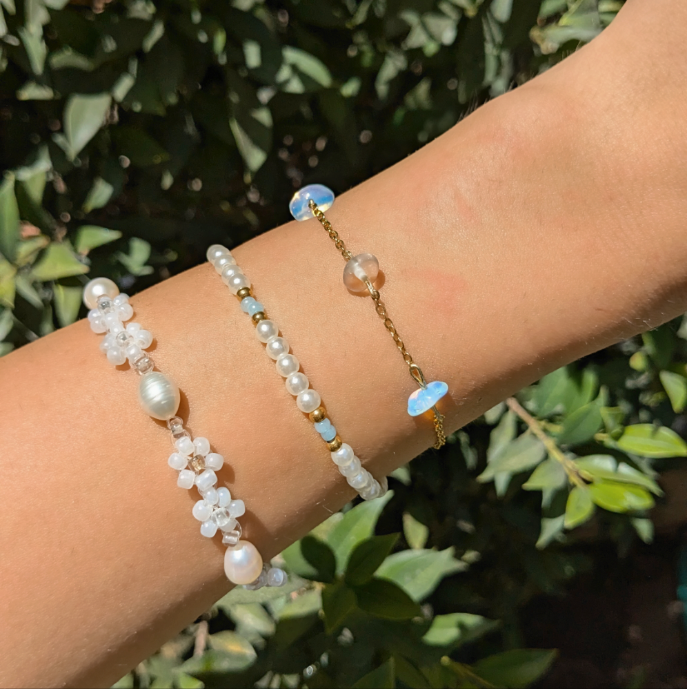 08 צמיד בשילוב תכלת